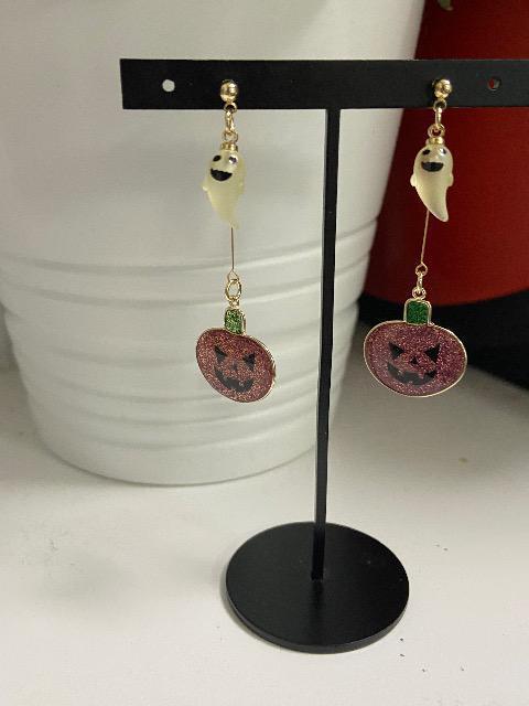 ハンドメイド ハロウィン おばけとカボチャのピアス ポストタイプ < 女性ファッション  ハンドメイド ハロウィン おばけとカボチャのピアス ポストタイプ  < 女性ファッションの