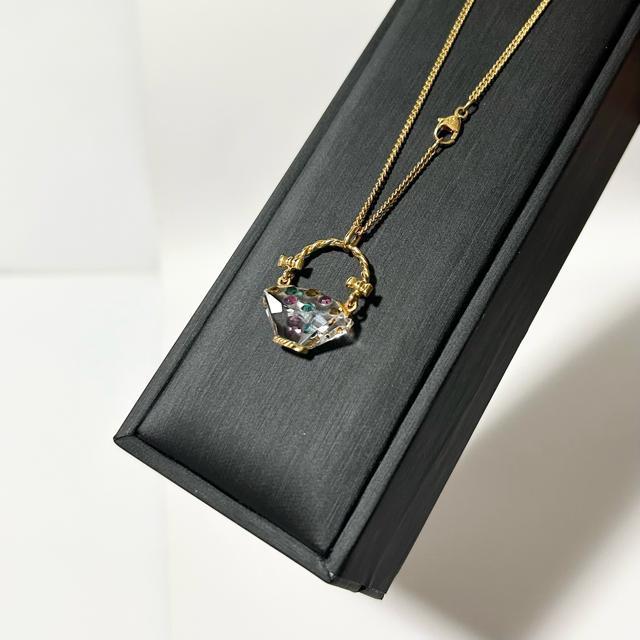 SWAROVSKI XtXL[ NX^ obO `[t lbNX