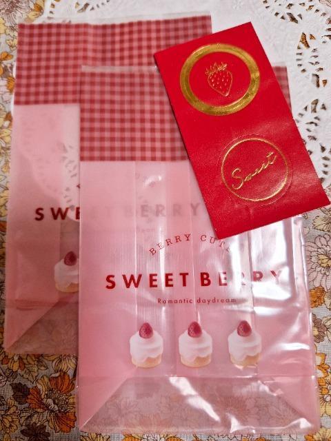 お裾分け☆苺ケーキ柄ガゼットバック2枚+シール☆ < インテリア/ライフ お裾分け☆苺ケーキ柄ガゼットバック2枚+シール☆ < インテリア/ライフの