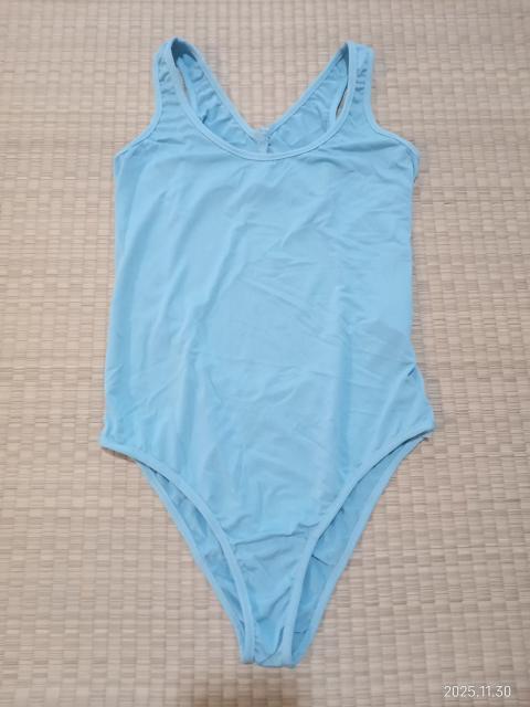 ハイカット スイムスーツ Мサイズ(USサイズ) < 女性ファッション ハイカット スイムスーツ Мサイズ(USサイズ) < 女性ファッションの