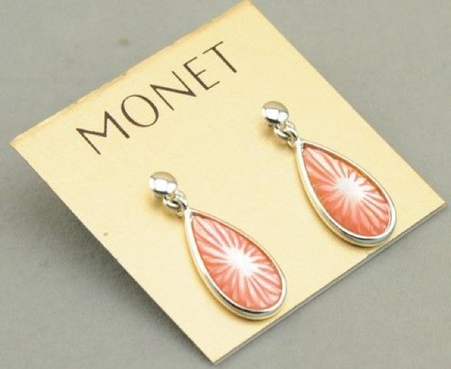 新品 MONET ゴスロリ姫系アンティーク調エレガントピアス < 女性アクセサリー/時計  新品 MONET ゴスロリ姫系アンティーク調エレガントピアス  < 女性アクセサリー/時計の