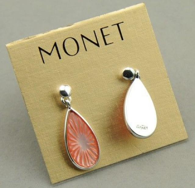 新品 MONET ゴスロリ姫系アンティーク調エレガントピアス < 女性アクセサリー/時計  新品 MONET ゴスロリ姫系アンティーク調エレガントピアス < 女性アクセサリー/時計の