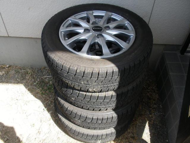 稀少JW-T規格アルミホイル&信頼BSスタッドレスタイヤ4本セット < 自動車/バイク 稀少JW-T規格アルミホイル&信頼BSスタッドレスタイヤ4本セット < 自動車/バイク