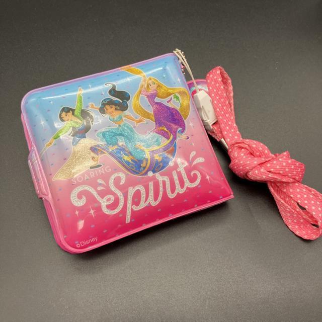 即決 Disney ディズニー プリンス 二つ折り財布 ビニールウォレット < 女性ファッション  即決 Disney ディズニー プリンス 二つ折り財布 ビニールウォレット < 女性ファッションの