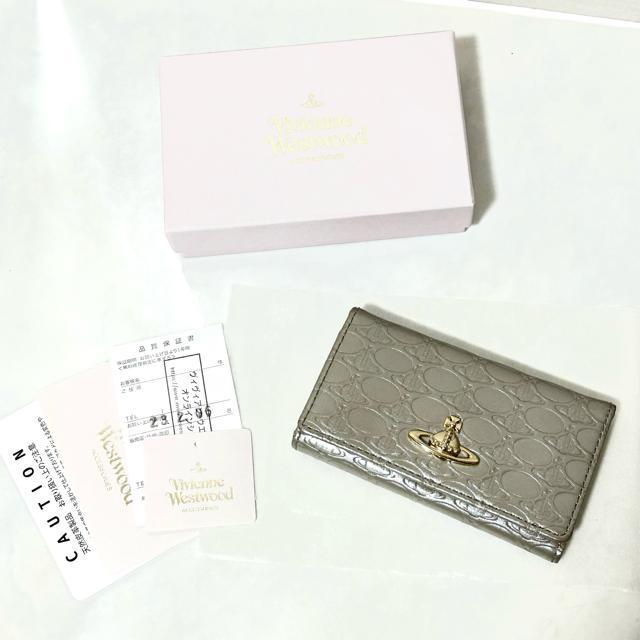 美品 VivienneWestwood オーブ 型押し エナメル キーケース < ブランド  美品 VivienneWestwood オーブ 型押し エナメル キーケース < ブランドの