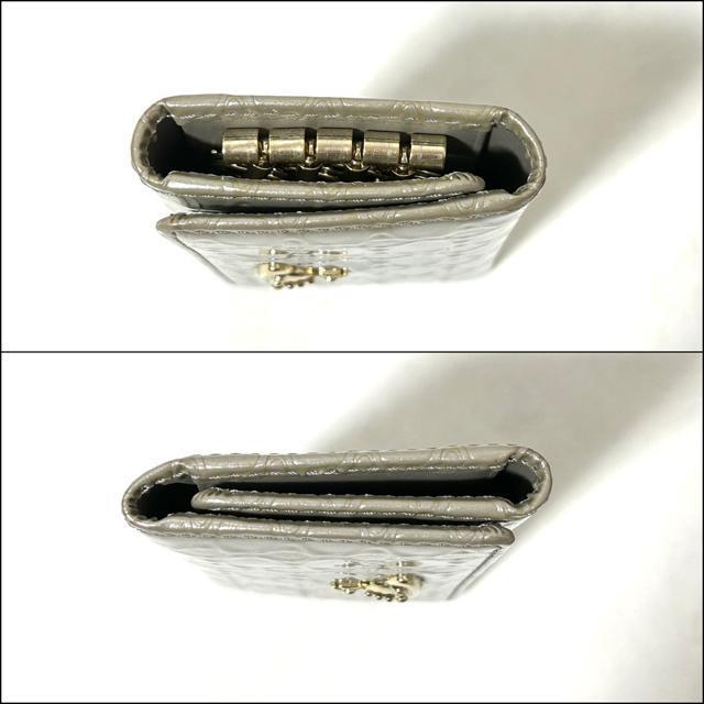 美品 VivienneWestwood オーブ 型押し エナメル キーケース < ブランド  美品 VivienneWestwood オーブ 型押し エナメル キーケース < ブランドの