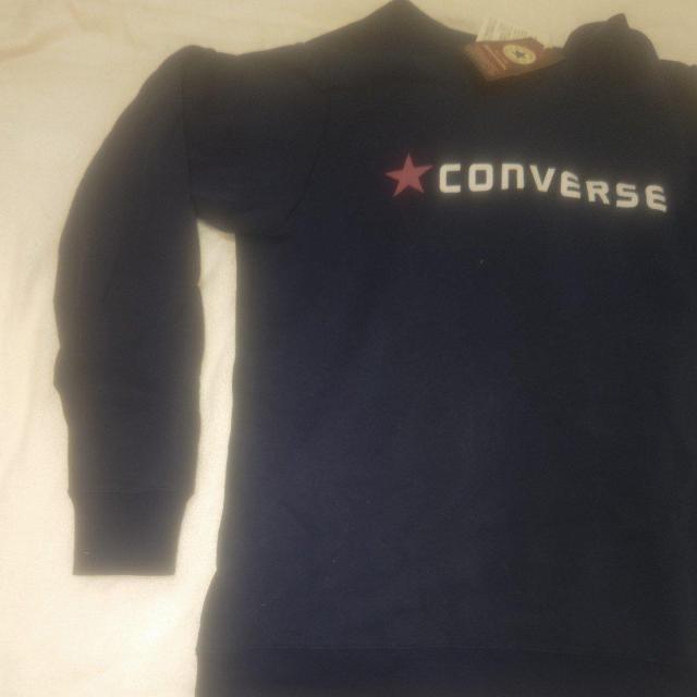 新品タグ付き CONVERSE ネイビー フーディー Lサイズ パーカー 送料無料 < 女性ファッション  新品タグ付き CONVERSE ネイビー フーディー Lサイズ パーカー 送料無料 < 女性ファッションの