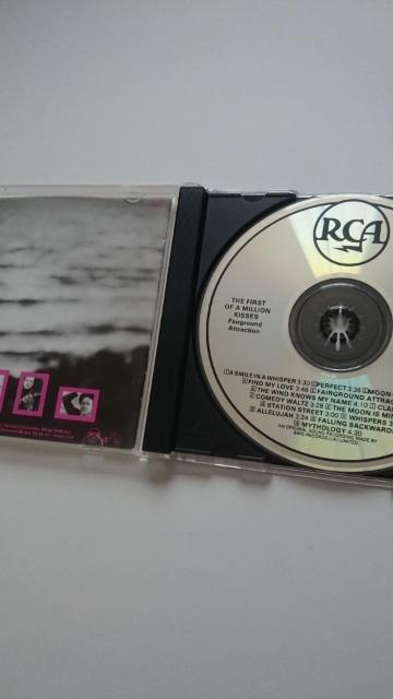 Fairground AttractionwThe first of a million kissesxAՁ  CD/DVD/rfI 