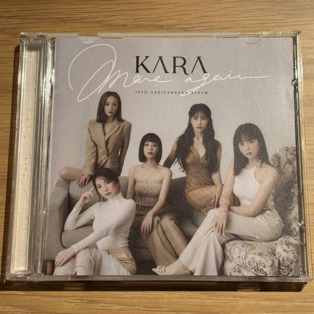 �yKARA�zMOVE AGAIN  �� CD/DVD/�r�f�I�� 