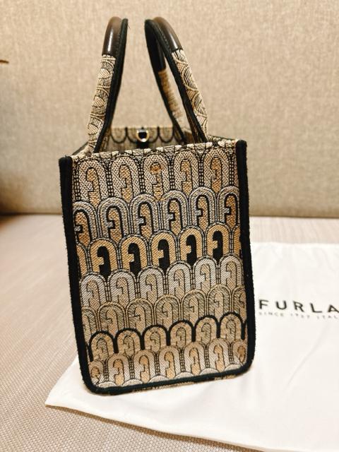 FURLA �g�[�g�o�b�O �� �u�����h�� 