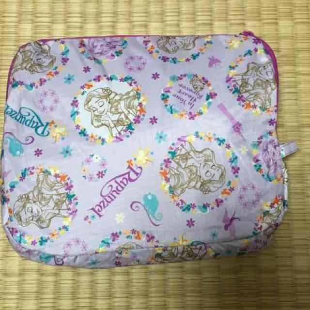 ディズニー・ポケッタブルトートバッグ。ラプンツェル柄 < ブランド ディズニー・ポケッタブルトートバッグ。ラプンツェル柄 < ブランドの