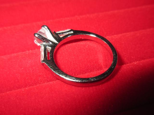 ステンレス製*ハートストーンモチーフデザインリング*シルバー < 女性アクセサリー/時計  ステンレス製*ハートストーンモチーフデザインリング*シルバー < 女性アクセサリー/時計の