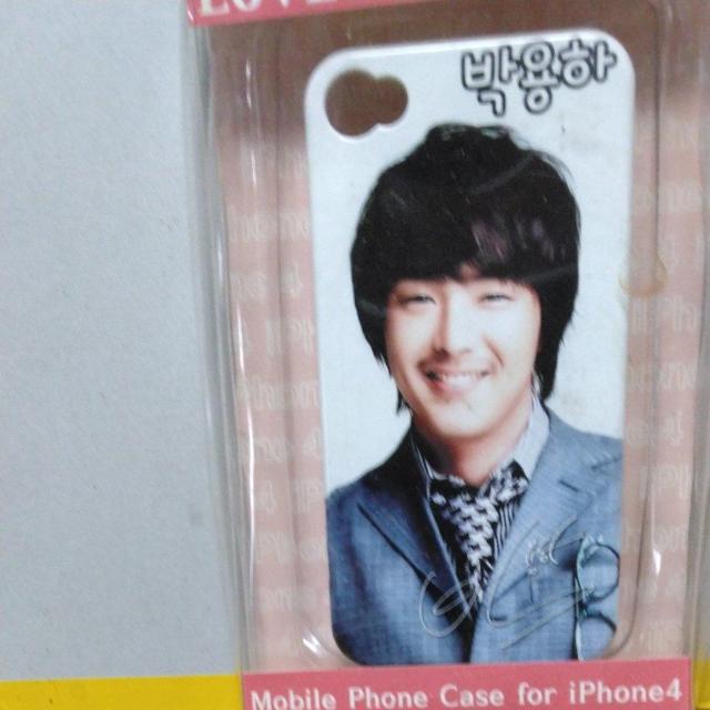 ☆パク・ヨンハ☆写真入り携帯電話電話ケ−ス。手帳ボールペン付き < タレントグッズ  ☆パク・ヨンハ☆写真入り携帯電話電話ケ−ス。手帳ボールペン付き  < タレントグッズの