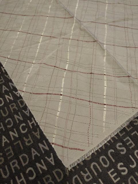 レトロ(Q5528)約85cm幅×約0.37m・ポリエステルのプリント生地 < ペット/手芸/園芸 レトロ(Q5528)約85cm幅×約0.37m・ポリエステルのプリント生地 < ペット/手芸/園芸の