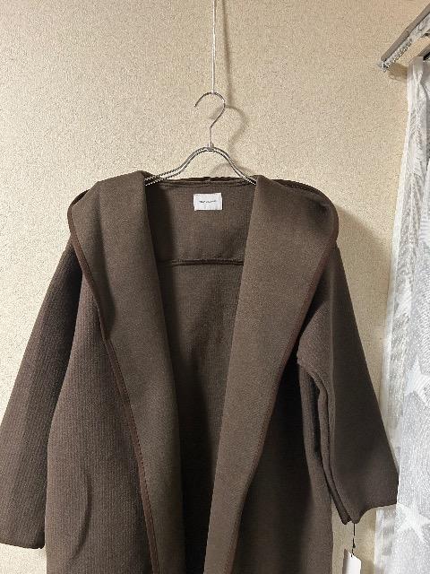 新品タグ付きDOUX ARCHIVES★ウール30%フード付きロングコート < ブランド  新品タグ付きDOUX ARCHIVES★ウール30%フード付きロングコート < ブランドの