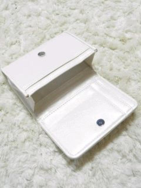 超カワ♪通学.通勤に ハートキルティングパスケース ホワイト < 女性ファッション 超カワ♪通学.通勤に ハートキルティングパスケース ホワイト < 女性ファッションの