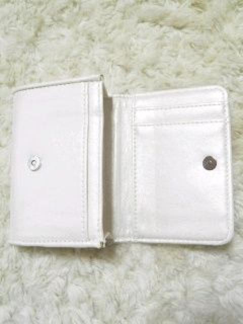 超カワ♪通学.通勤に ハートキルティングパスケース ホワイト < 女性ファッション 超カワ♪通学.通勤に ハートキルティングパスケース ホワイト < 女性ファッションの