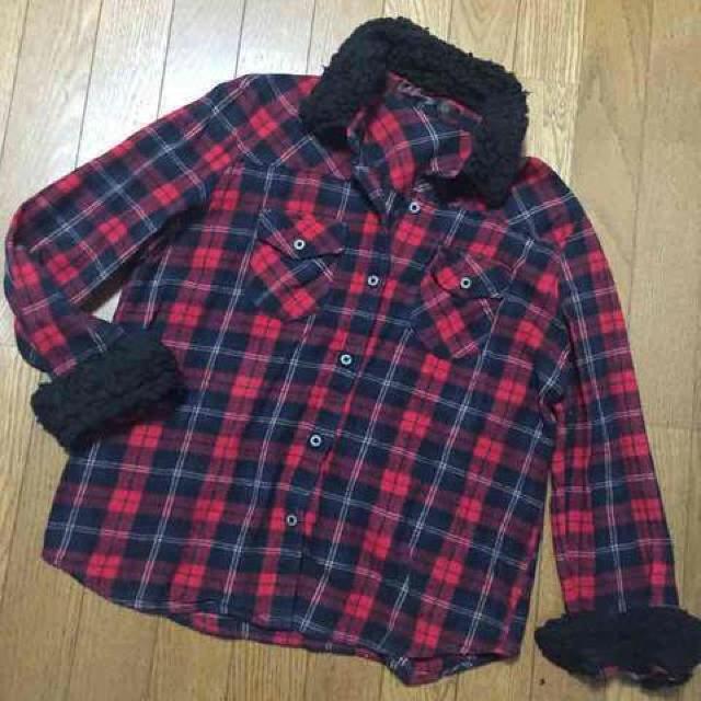 美品 ボアつき あったか チェックシャツ < 女性ファッション  美品 ボアつき あったか チェックシャツ  < 女性ファッションの