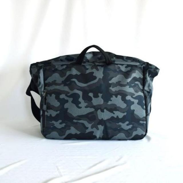 ★NEW★2WAYメッセンジャーBAG・カーキカモ < 男性ファッション  ★NEW★2WAYメッセンジャーBAG・カーキカモ < 男性ファッションの