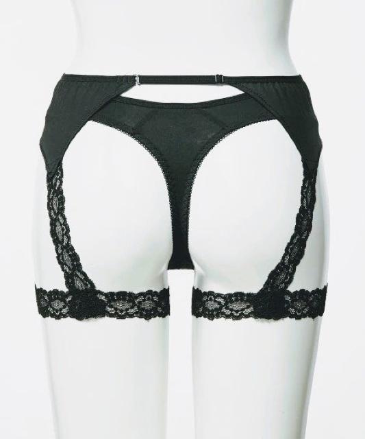 3Lサイズ光沢ツルサラ素材Tバックショーツ&ガーター風ベルト!セット!セクシーに決めて! < 女性ファッション  3Lサイズ光沢ツルサラ素材Tバックショーツ&ガーター風ベルト!セット!セクシーに決めて! < 女性ファッションの