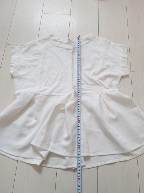 異素材切り替えフレンチスリーブフレアトップス ホワイト M < 女性ファッション  異素材切り替えフレンチスリーブフレアトップス ホワイト M < 女性ファッションの