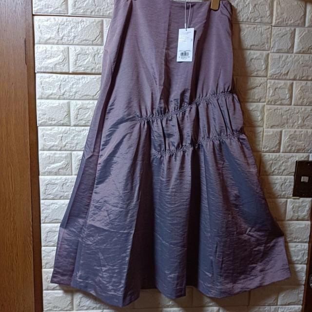 THE SHOP TK★新品★オーロラロングスカート/ゴールド系 < 女性ファッション  THE SHOP TK★新品★オーロラロングスカート/ゴールド系  < 女性ファッションの