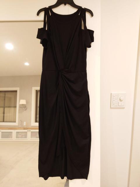 SHEIN 黒ロングワンピース 肩出し Lサイズ < 女性ファッション  SHEIN 黒ロングワンピース 肩出し Lサイズ  < 女性ファッションの