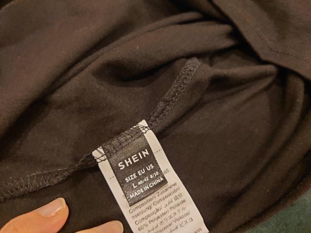 SHEIN 黒ロングワンピース 肩出し Lサイズ < 女性ファッション  SHEIN 黒ロングワンピース 肩出し Lサイズ < 女性ファッションの