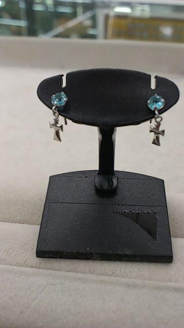 K14WG本物刻印あり!ピアス!ブルートパーズ石×クロス! < 女性アクセサリー/時計  K14WG本物刻印あり!ピアス!ブルートパーズ石×クロス!  < 女性アクセサリー/時計の