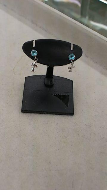 K14WG本物刻印あり!ピアス!ブルートパーズ石×クロス! < 女性アクセサリー/時計  K14WG本物刻印あり!ピアス!ブルートパーズ石×クロス! < 女性アクセサリー/時計の