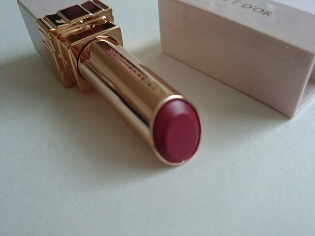 �V�i���R�t���h�[�����s���A���[�X�e�C���[�W����WN-75��