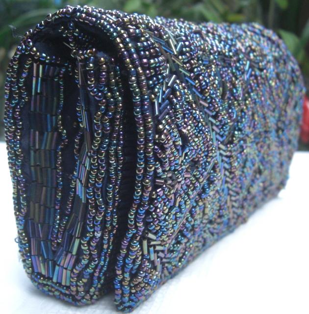 フォーマルビーズ小型バッグ、ハンド&ショルダー中古美品 < 女性ファッション  フォーマルビーズ小型バッグ、ハンド&ショルダー中古美品  < 女性ファッションの