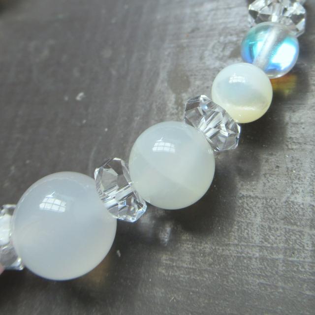 ローズクォーツxカルセドニーxピンクオパールxムーンストーン < 女性アクセサリー/時計 ローズクォーツxカルセドニーxピンクオパールxムーンストーン < 女性アクセサリー/時計の