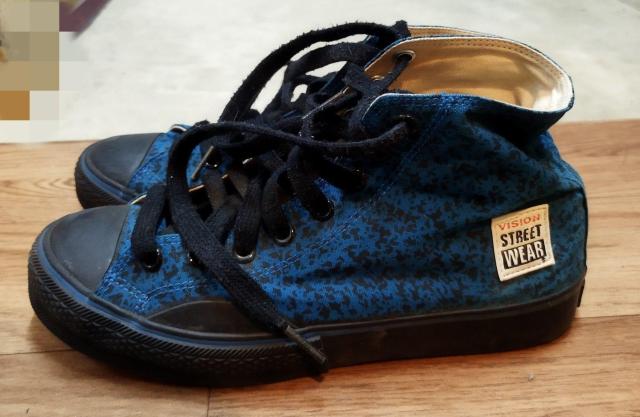VISION STREET WEAR 青 黒スパター模様 ハイカットスニーカー < 男性ファッション  VISION STREET WEAR 青 黒スパター模様 ハイカットスニーカー  < 男性ファッションの