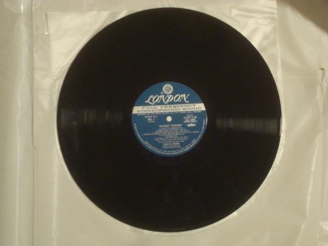 サンセット・ウェイディング(SUNSET WADING) / ジョン G ペリー(JOHN G. PERRY) 帯付LP < CD/DVD/ビデオ  サンセット・ウェイディング(SUNSET WADING) / ジョン G ペリー(JOHN G. PERRY) 帯付LP < CD/DVD/ビデオの