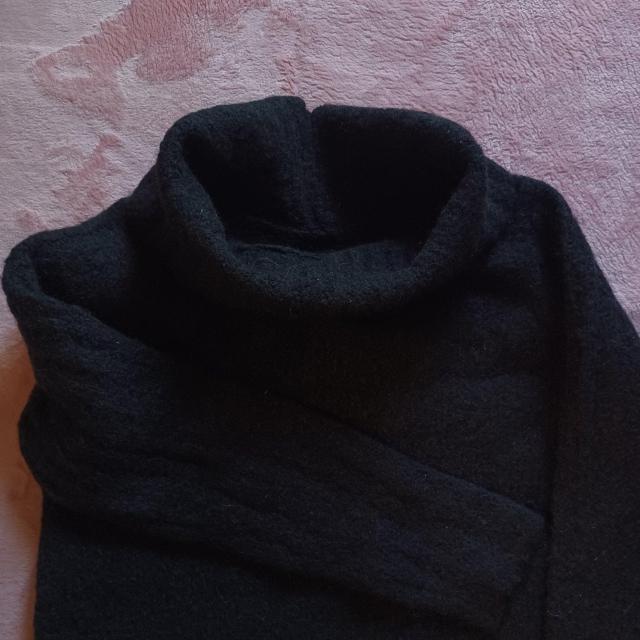 ★黒ブラックお洒落☆毛アルパカ軽量♪体型カバー♪小顔オフタートル♪ふんわり暖か長袖セーターロング丈スリット入り♪ニットワンピース < 女性ファッション ★黒ブラックお洒落☆毛アルパカ軽量♪体型カバー♪小顔オフタートル♪ふんわり暖か長袖セーターロング丈スリット入り♪ニットワンピース < 女性ファッションの