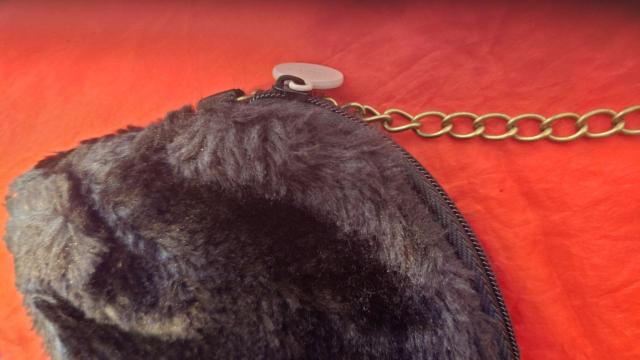 雑誌付録 snidelスナイデルチェーン付きもこもこフェイクファーミニポーチ < 女性ファッション 雑誌付録 snidelスナイデルチェーン付きもこもこフェイクファーミニポーチ < 女性ファッションの