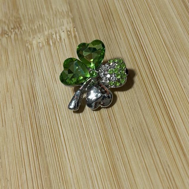 ラインストーン 四葉のクローバー デザインブローチ < 女性アクセサリー/時計 ラインストーン 四葉のクローバー デザインブローチ < 女性アクセサリー/時計の