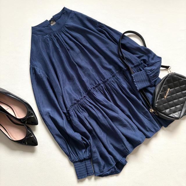 ���������V���G�b�g���e�B�A�[�h�t���A�M���U�[�u���E�X���l�C�r�[���t���[�T�C�Y �� �����t�@�b�V������ 