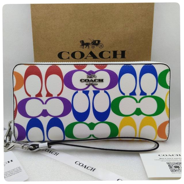 新品COACH ラウンドファスナー レインボーシグネチャー 長財布
