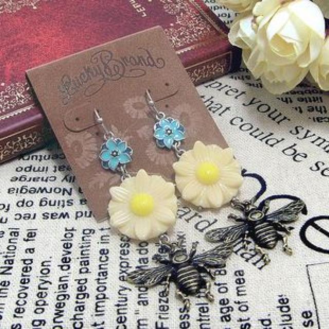 ViLucky brandGXjbNAeB[NԖIsAX   ANZT[/v 