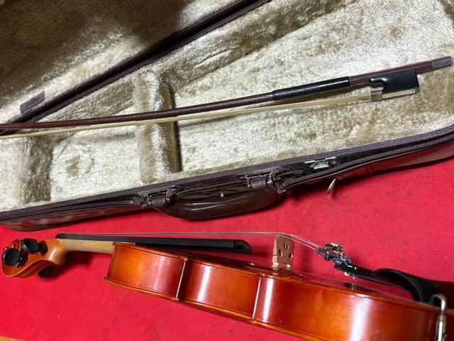 SUZUKI バイオリン No220 1/4サイズ ケース付き1921-07-1 < ホビー SUZUKI バイオリン No220 1/4サイズ ケース付き1921-07-1 < ホビーの