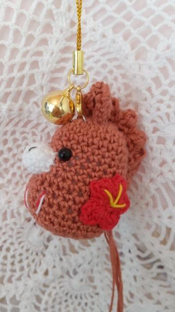 すず付きだるま*カラフル馬*編みぐるみストラップ(茶色) < ペット/手芸/園芸 すず付きだるま*カラフル馬*編みぐるみストラップ(茶色) < ペット/手芸/園芸の