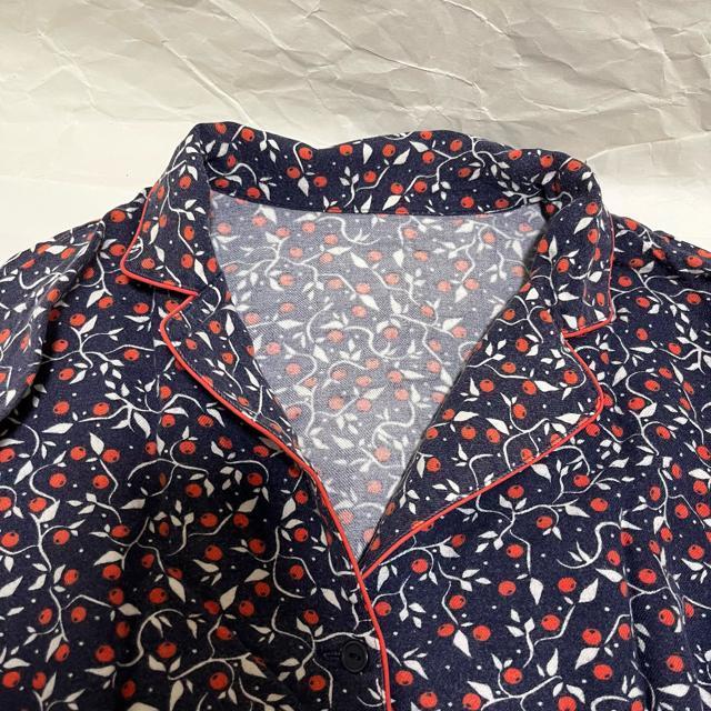 ユニクロ プリンセスタムタム パジャマシャツ 長袖 M ネイビー 花柄 木の実 UNIQLO PRINCESSE tam.tam < ブランド ユニクロ プリンセスタムタム パジャマシャツ 長袖 M ネイビー 花柄 木の実 UNIQLO PRINCESSE tam.tam < ブランドの