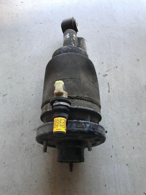 リンカーンナビゲーター03〜06エアサスリア < 自動車/バイク リンカーンナビゲーター03〜06エアサスリア < 自動車/バイク