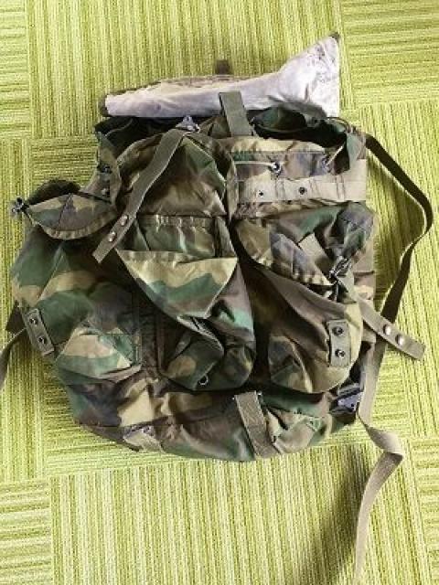 米軍払下げリュックサック1 < 男性ファッション  米軍払下げリュックサック1 < 男性ファッションの