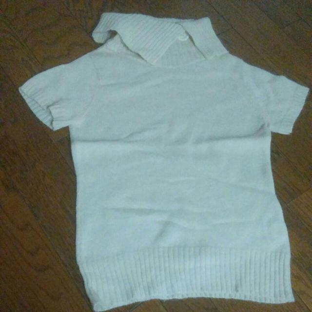 オフホワイト 半袖 ニット 美品 < 女性ファッション  オフホワイト 半袖 ニット 美品  < 女性ファッションの
