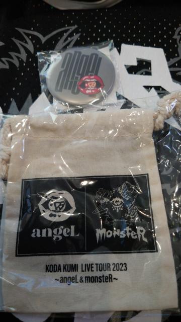 倖田來未 angeL&monsteR  ヘアゴム2種 缶バッジ1種 ミニ巾着 < タレントグッズ  倖田來未 angeL&monsteR  ヘアゴム2種 缶バッジ1種 ミニ巾着 < タレントグッズの