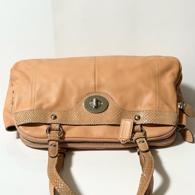 i COACH R[` F16529 pC\ yls U[ nhobO V_[obO |  uh 