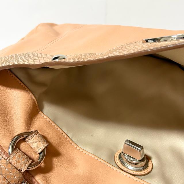 i COACH R[` F16529 pC\ yls U[ nhobO V_[obO |  uh 